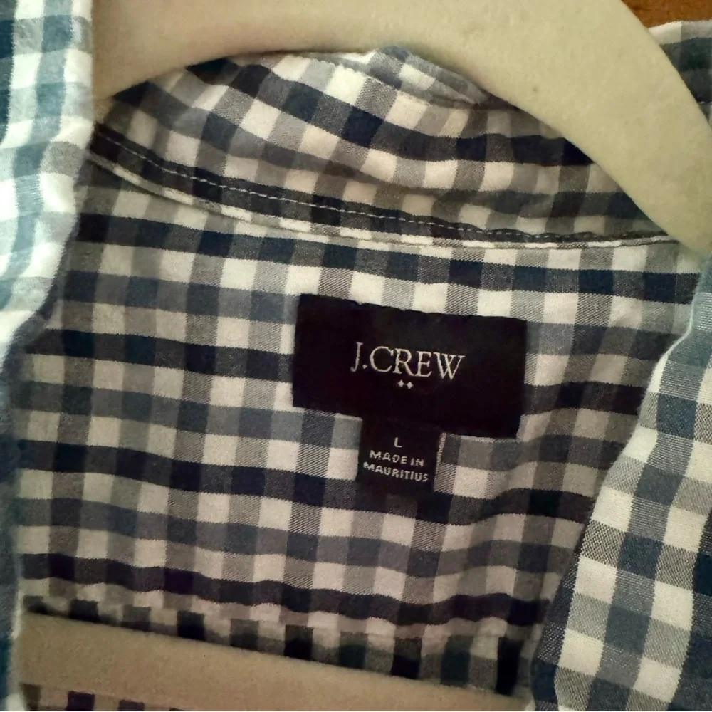 J. Crew Button Down Shirt Men’s Large Blue White Checkered Plaid Dress Casual